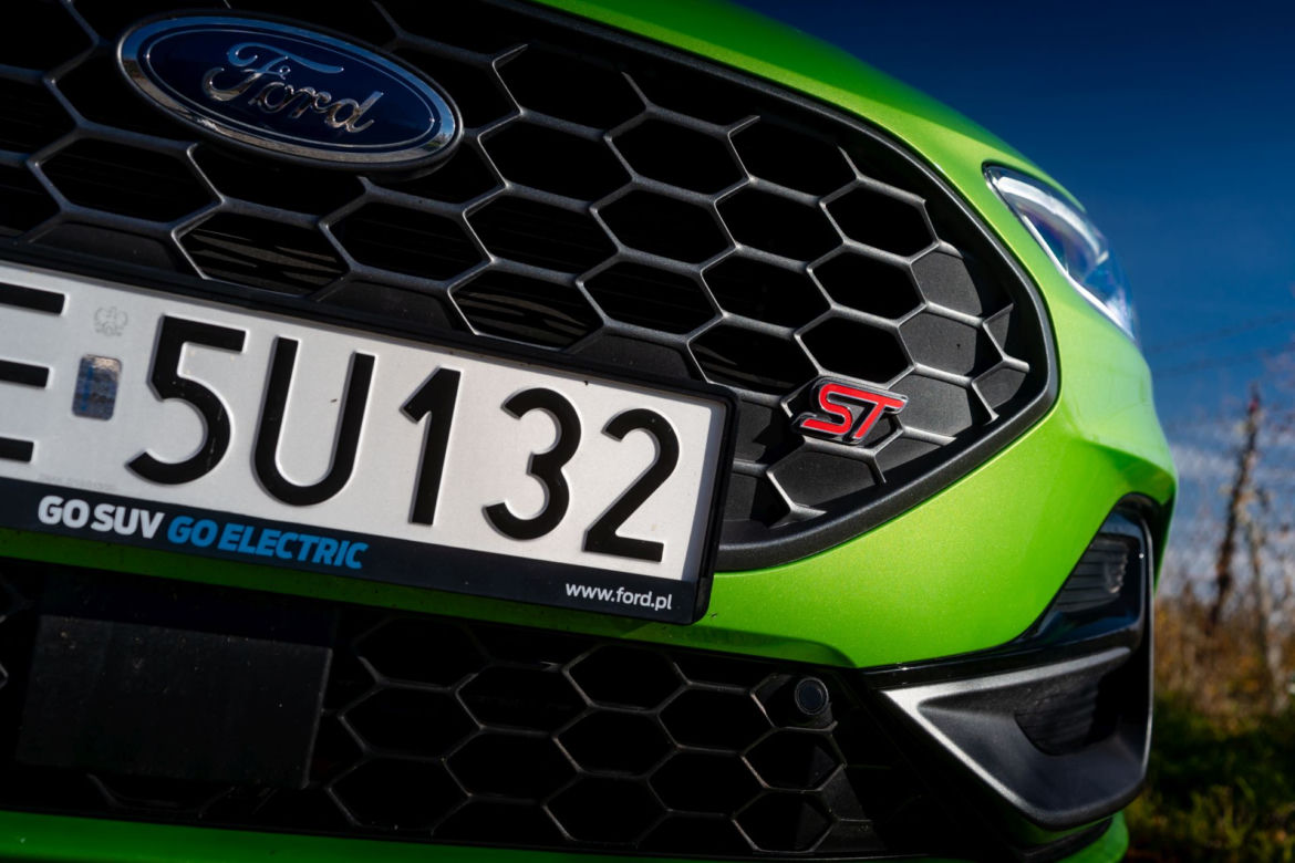Ford Focus ST X 2.3 EcoBoost 280 KM M6