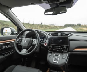 Subaru Forester e-BOXER vs Honda CR-V Hybrid