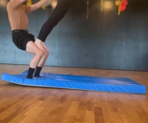 Izabella Miko, Albert Kosiński