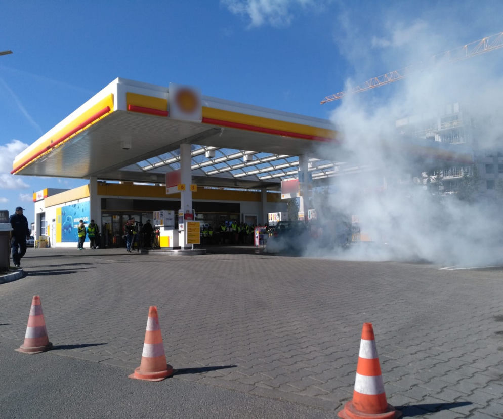 Wyciek benzyny i pożar na stacji w Toruniu