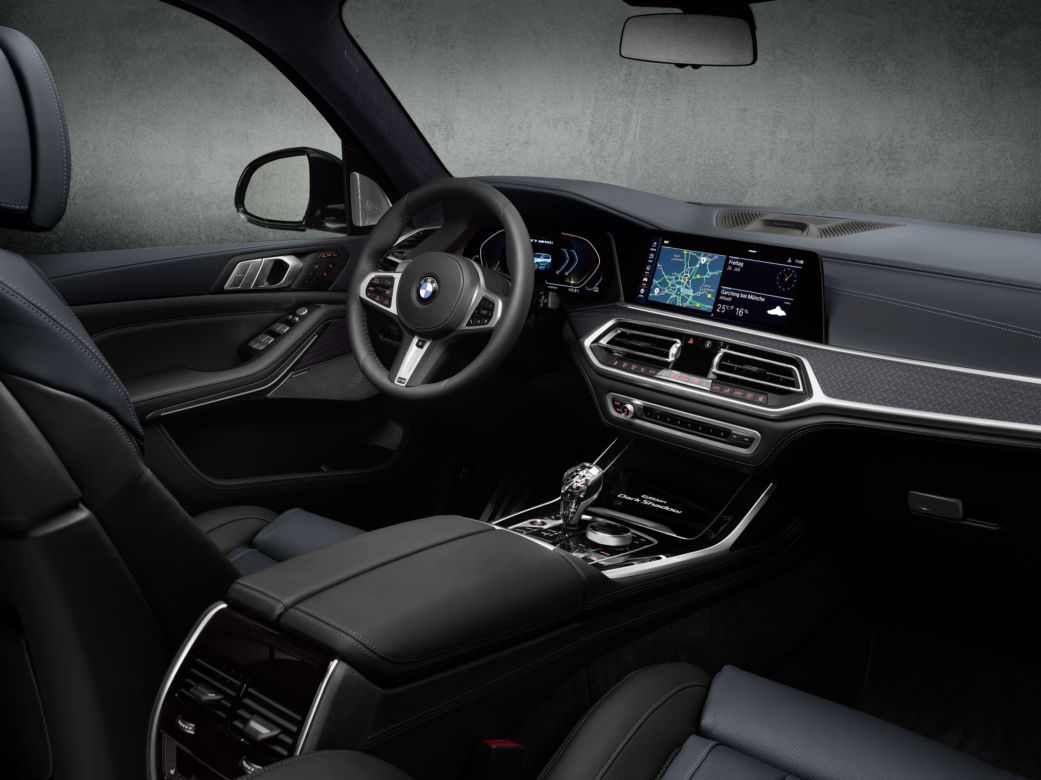 BMW X7 Edition Dark Shadow