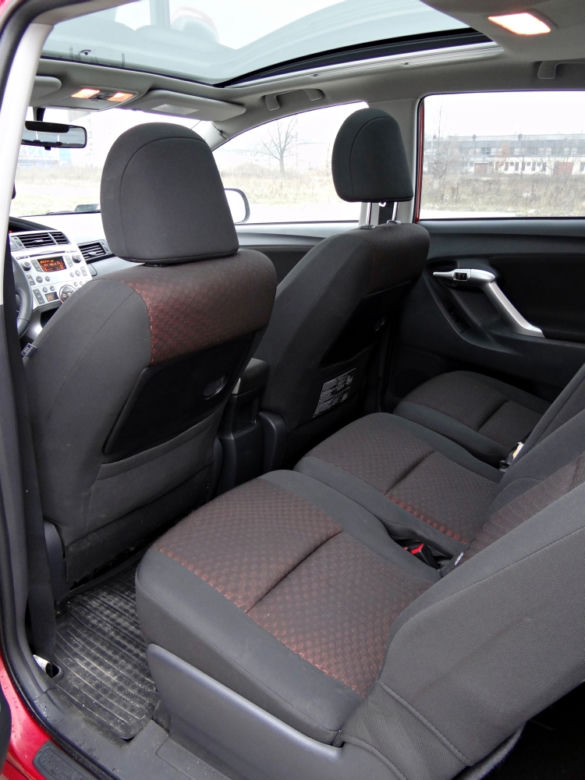 Toyota Verso 2011
