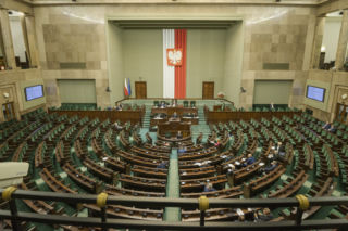 33 dni bez posiedzeń Sejmu. Posłowie odliczają już dni do wakacji