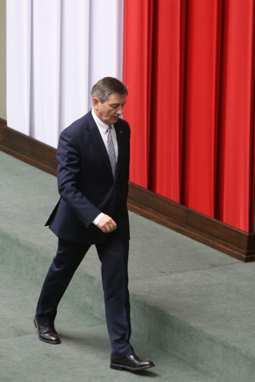 300 tys. za ubrania dla armii Kuchcińskiego