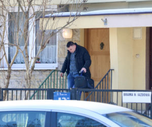 Kaczyńskiemu przywieziono obiad i zakupy