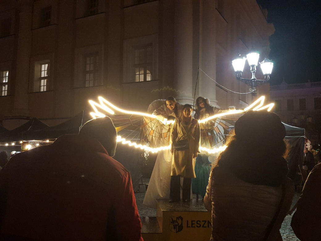 Ekstremalne Mikołajki z NGO w Lesznie przyciagnęły tłumy mieszkańców
