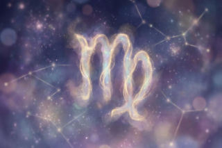 Horoskop dzienny Panna na 12 marca - Gwiazdy uczą Cię, jak rozwijać się mimo niepewności