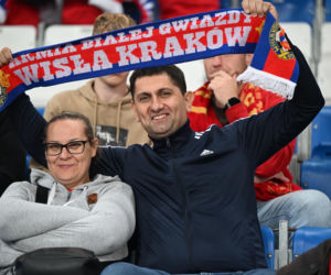 Tak kibice Wisły Kraków bawili się na trybunach. Znajdź się na zdjęciach