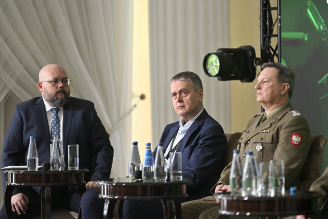 Konferencja Portalu Obronnego „Odporność cyfrowa i informacyjna Polski. Wyzwania w dobie wojny hybrydowej"