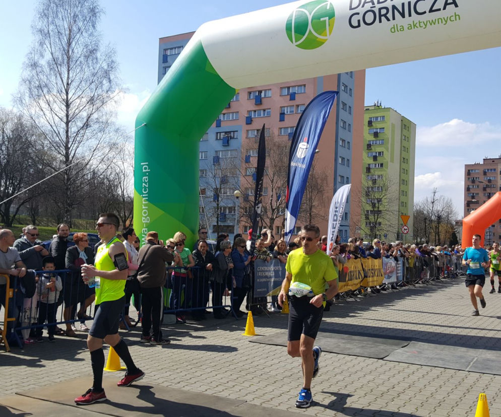 Już po raz 12 wystartuje Półmaraton Dąbrowski.Będą utrudnienia dla kierowców