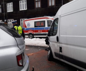 Wypadek w Łodzi. Zginęła pasażerka minivana