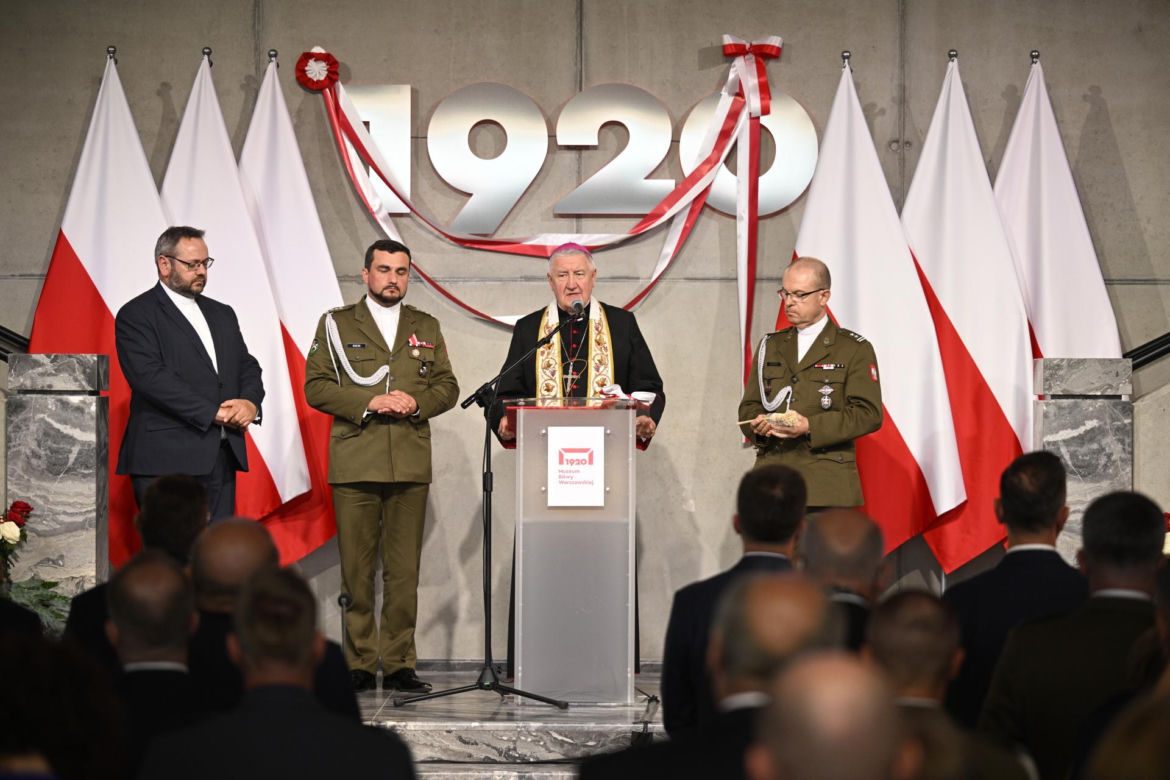 Muzeum Bitwy Warszawskiej. Pierwsze zdjęcia ze środka