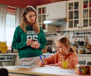 Na Wspólnej, odcinek 4225: Dramat córki Elizy i Jarka po rozwodzie! Hania znów trafi do domu dziecka? - ZDJĘCIA