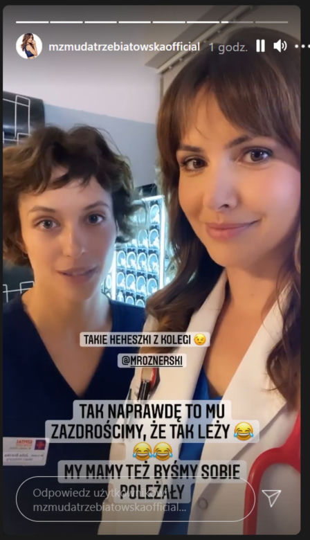 Na dobre i na złe na planie. Hania Sikorka (Marta Żmuda Trzebiatowska), Julka Burska (Aleksandra Hamkało)