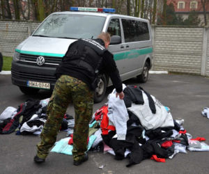 Krotoszyn: Sprzedawał na bazarze podrobioną odzież