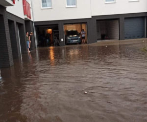 POTĘŻNE ulewy na północy Wielkopolski!