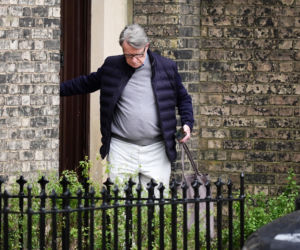 Były ambasador aresztowany, chodzi o Epsteina. Kim jest Mandelson?