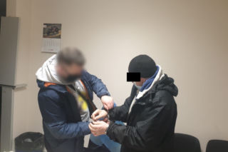 Pijany chciał zgubić pościg - wybrał nietypową drogę ucieczki