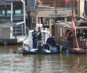 Akcja służb w centrum Warszawy. W Wiśle dryfowało ciało