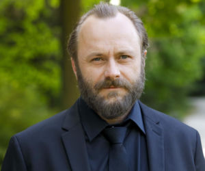 Leszek Lichota kiedyś i dziś. Zobaczcie, jak przez lata zmieniał się aktor