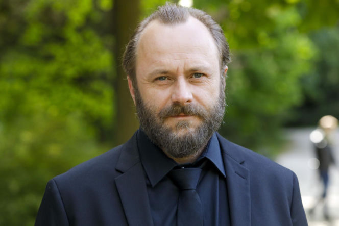 Leszek Lichota kiedyś i dziś. Zobaczcie, jak przez lata zmieniał się aktor