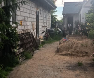 Mama zadłużyła się, by ratować syna. Dziś komornik chce zabrać im dom