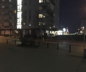 Gigantyczne kolejki do sklepów