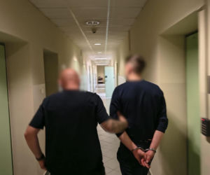Krakowianka oddała oszustom ponad 300 tysięcy złotych. Dwóch Ukraińców zatrzymanych