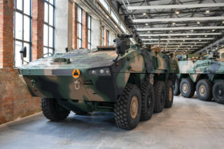Wystawa uzbrojenia Wojska Polskiego na Warszawskich Targach Obronnych: Abrams, K9, Rosomak. Atrakcje dla całej rodziny w Expo XXI