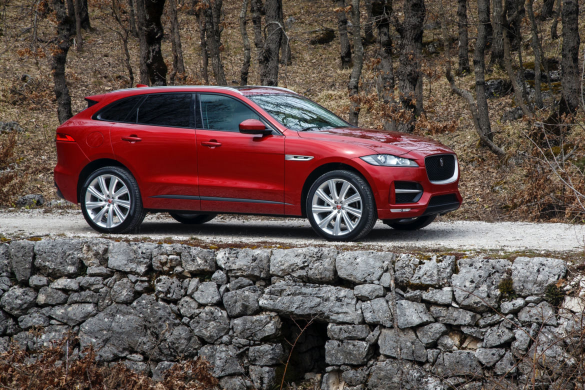 Jaguar F-Pace 