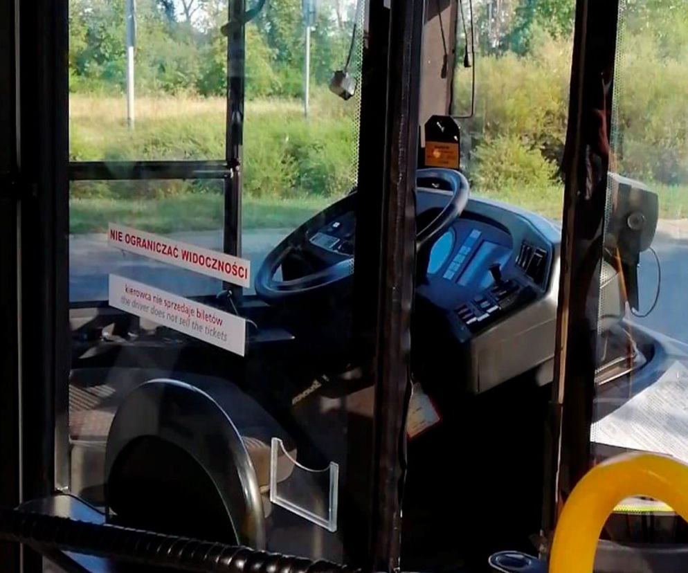 Nastolatkowie pomogli kierowcy autobusu, który zasłabł 