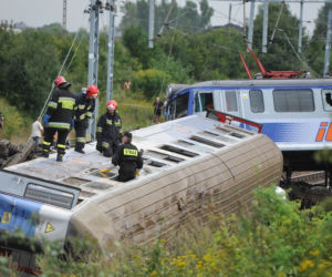 Wypadek pociągu relacji Warszawa - Katowice w Babach