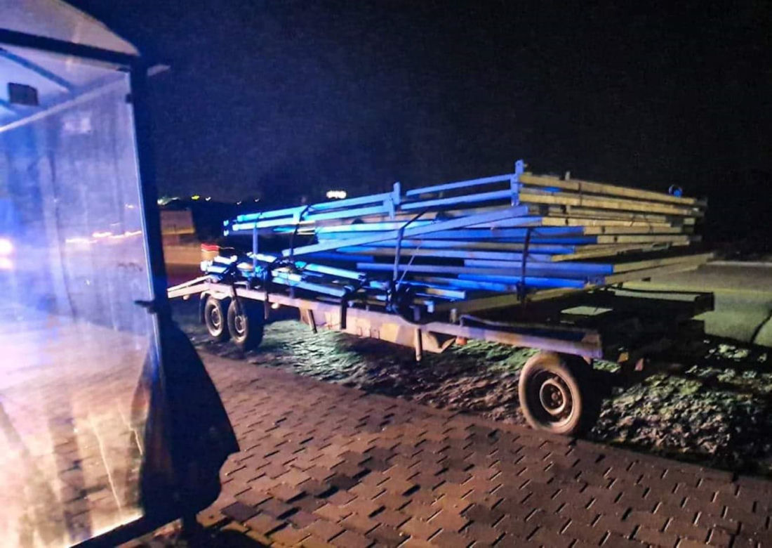 Białystok. Kierowca zadzwonił na policję. Szybka interwencja drogówki [ZDJĘCIA]