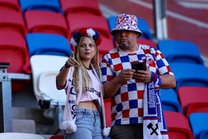 Górnik Zabrze - GKS Katowice: Zdjęcia kibiców i zawodników z meczu 6. kolejki PKO BP Ekstraklasy