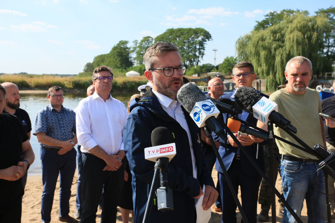 Katastrofa ekologiczna. Niemcy wykryli rtęć w Odrze. Ogłoszą stan klęski żywiołowej? 