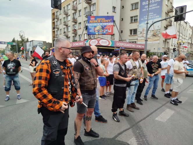 „Cześć i chwała bohaterom!”. Siedlczanie spotkali się w centrum miasta, by uczcić 82. rocznicę wybuchu Powstania Warszawskiego