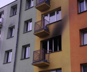 Podpalacz z Sianowa Andrzej J. doprowadzony do sądu