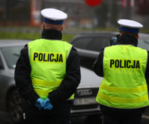 Siedlce: Wzmożone kontrole policji w okresie świątecznym. Zero tolerancji dla piratów drogowych!