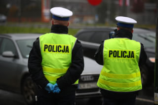 Siedlce: Wzmożone kontrole policji w okresie świątecznym. Zero tolerancji dla piratów drogowych!