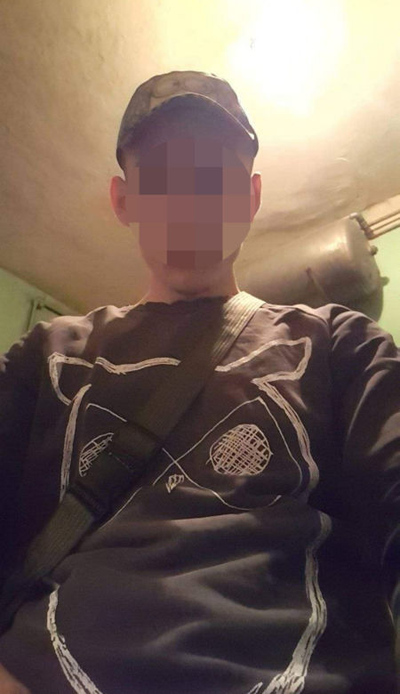 Dawid to człowiek-demolka. Wybijał szyby w samochodach i budynkach