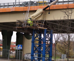 Trwa naprawa Mostu Uniwersyteckiego. Sprawdzamy, jak przebiegają prace [ZDJĘCIA]