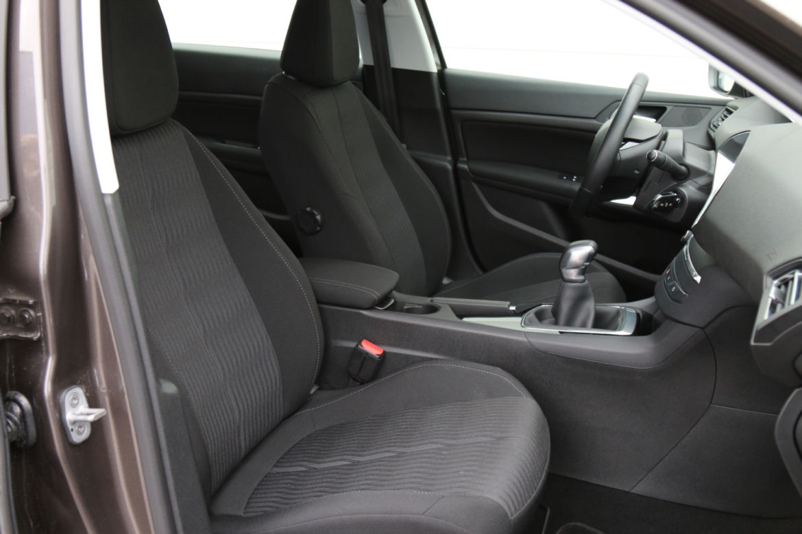 Peugeot 308 1.2 PureTech 110 KM Active