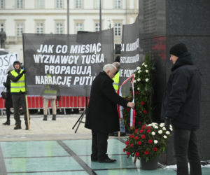 Jarosław Kaczyński na obchodach miesięcznicy smoleńskiej