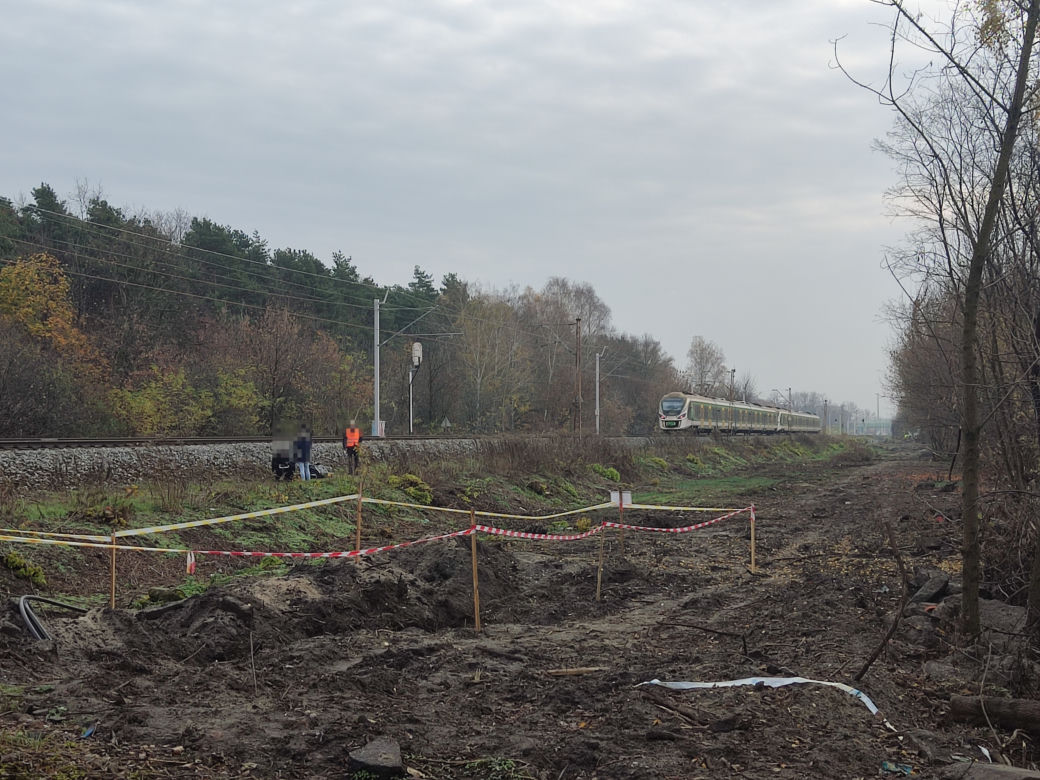 Tragedia na Olszynce Grochowskiej. Kobieta zginęła pod kołami pociągu