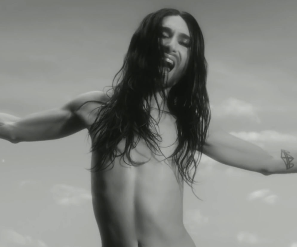 Conchita Wurst nago