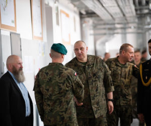 Nowa hala remontowa w Krośnie Odrzańskim otwarta. Zapewni serwis Leopardów i Rosomaków