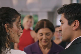 Złoty chłopak, odcinek 262: Ferit chce ślubu jak najszybciej! Jego decyzja wywołuje burzę