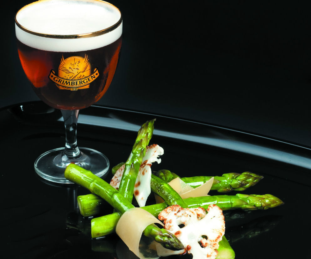 Beer & food pairing: nowy trend. Jak łączyć piwo z posiłkami?
