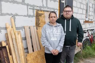 25-latek zbiera złom i butelki, by przeżyć. „Życie z tą chorobą to gehenna