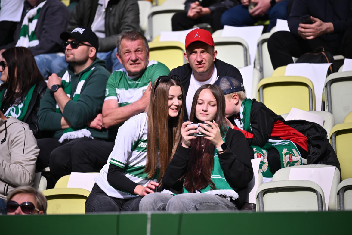 Lechia Gdańsk - Legia Warszawa: Zdjęcia kibiców z meczu 33. kolejki PKO BP Ekstraklasy